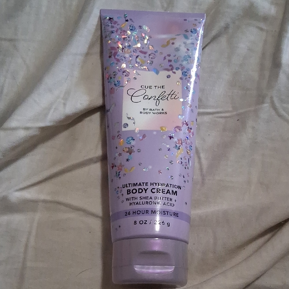 Bath & Body Works Cue the Confetti Body Cream - Lavender